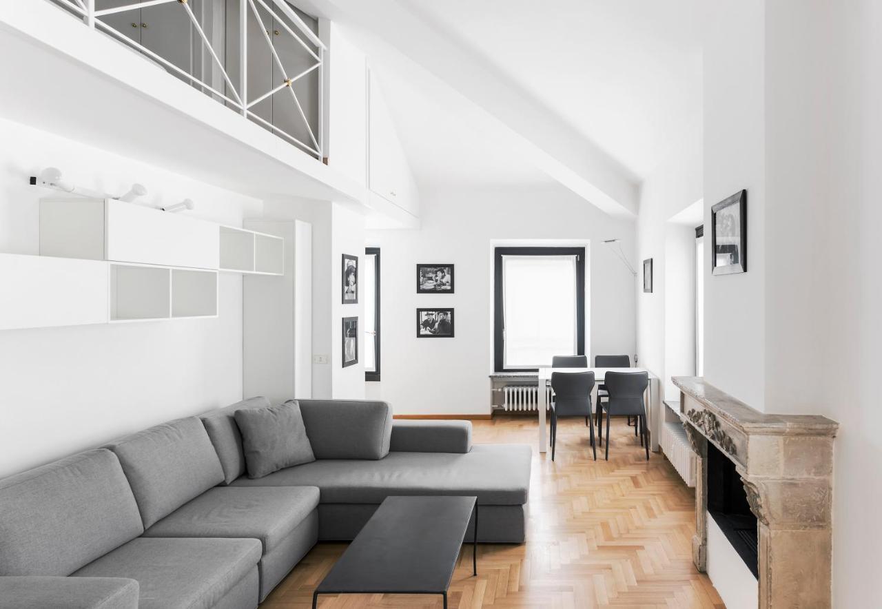 Living Brera, A Unique Experience - Vicolo Fiori Lejlighed Milano Eksteriør billede