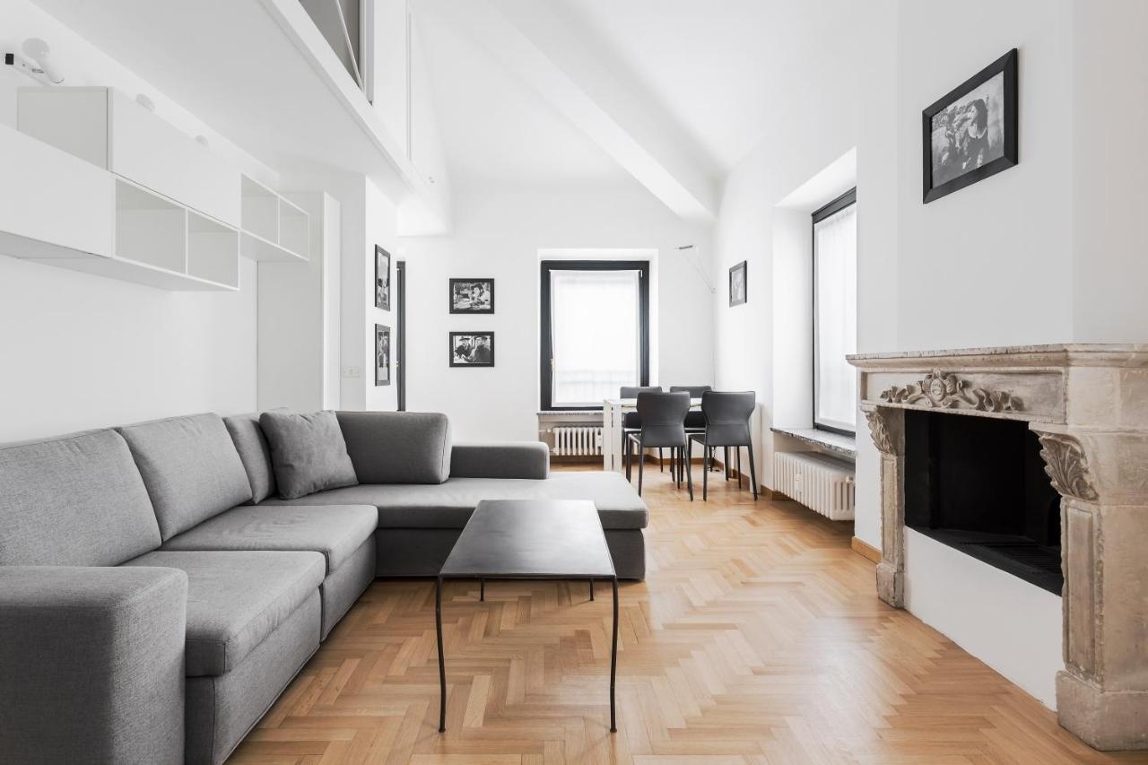Living Brera, A Unique Experience - Vicolo Fiori Lejlighed Milano Eksteriør billede